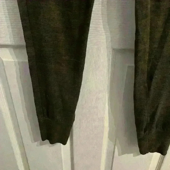 WILFRED Small Buffon Japanese Crepe Jogger Pants - Picture 12 of 13